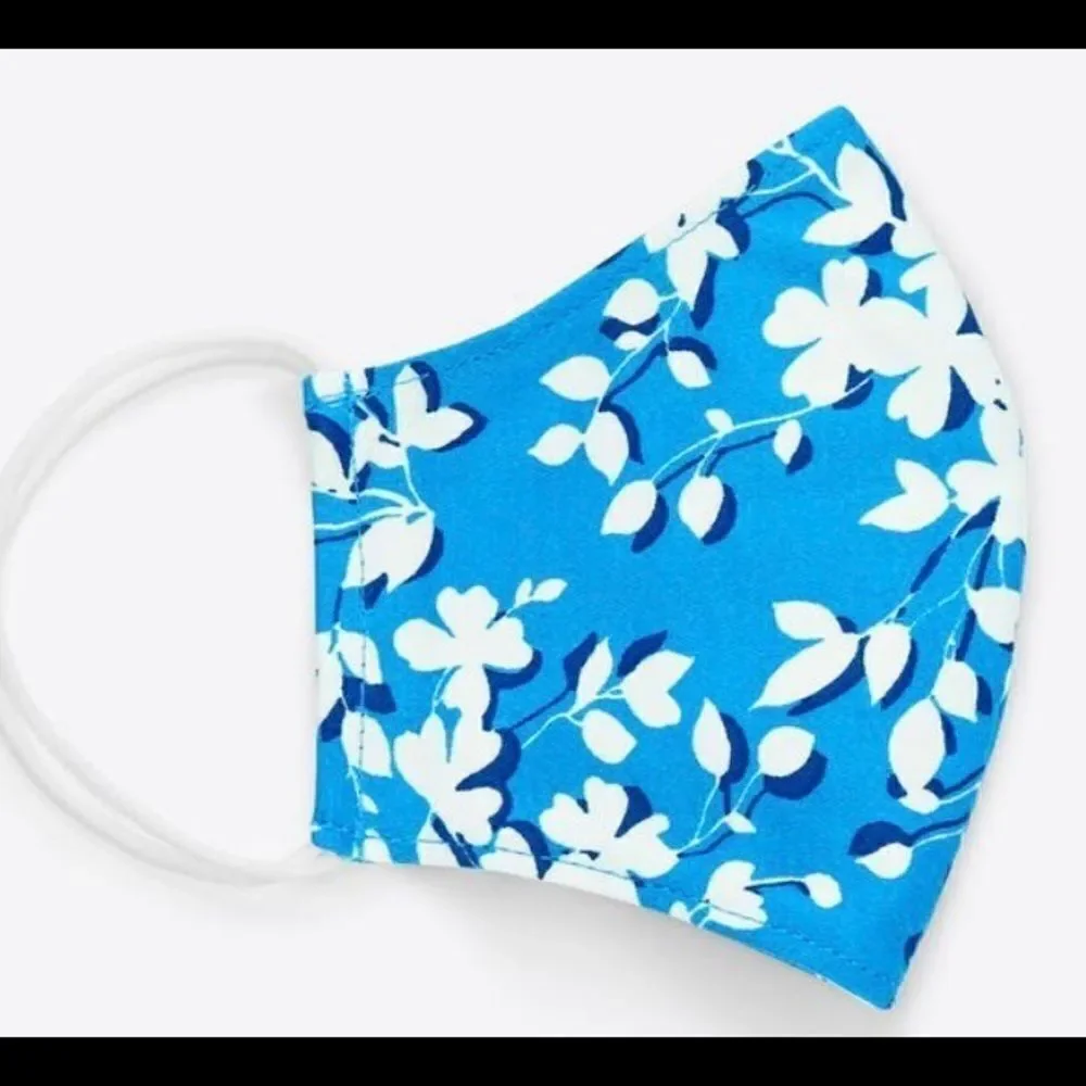 Bundle Face Mask in Bluebell Shadow Floral Ipsy
